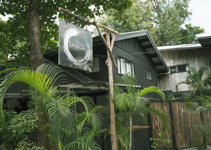 La Negra Surf Hotel