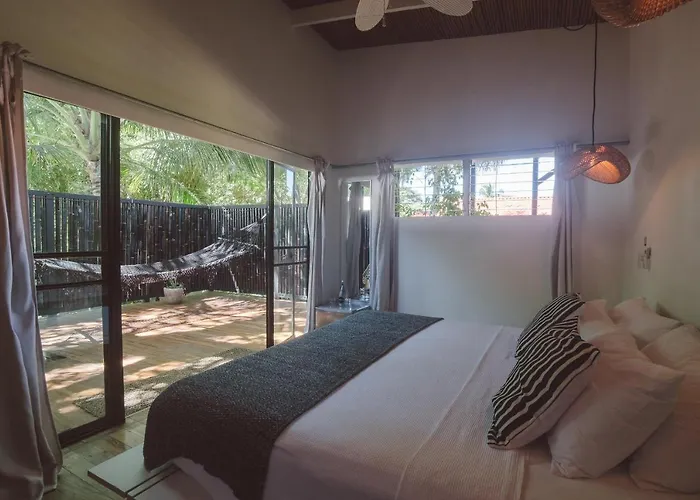 La Negra Surf Hotel